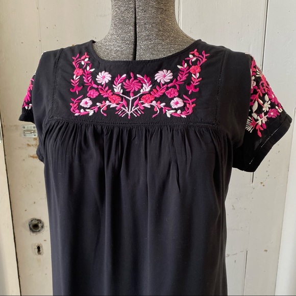 Catherine Malandrino Floral Embroidered Pink on Black Popover Dress - Picture 2 of 16